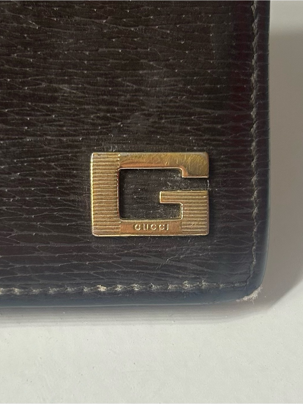 Vintage Gucci Dark Brown Leather G logo Bifold - Picture 2 of 15